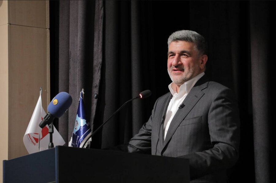 نهادهای مالی پل ارتباطی بخش حقیقی اقتصاد و بخش مالی هستند + ویدئو
