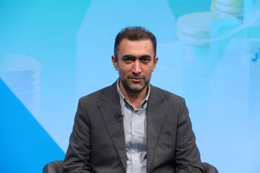 سرمایه‌گذار هوشمند از ابزارها و تکنیک‌های اقتصادی برای تصمیم‌گیری استفاده می‌کند + ویدئو