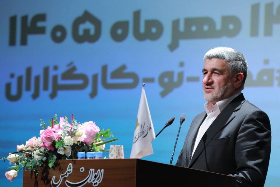 هوش مصنوعی فقط یک تحول فناورانه نیست، بلکه یک تحول مدیریتی و حکمرانی است/ سازمان بورس با تصویب ضوابط به اکوسیستم بازار سرمایه برای استفاده از هوش مصنوعی کمک می‌کند + ویدئوی مشروح سخنرانی