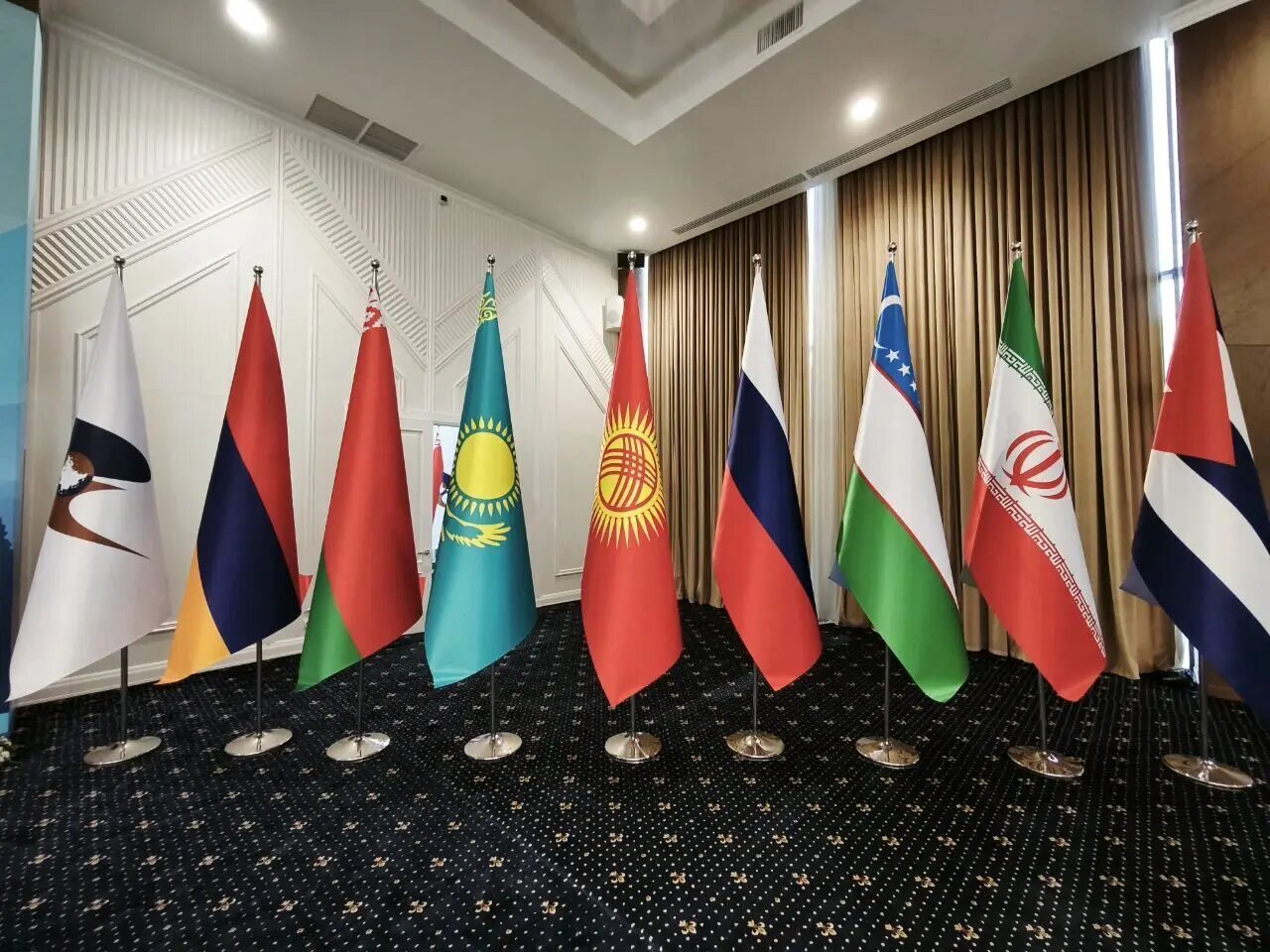 ایران آماده سرمایهگذاری مشترک با اوراسیا است