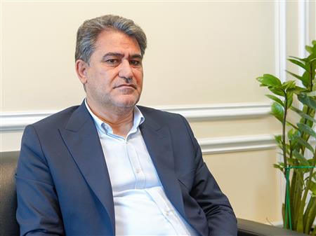 مجلس از راهبردهای بانک مسکن حمایت می‌کند/ تأکید نماینده مردم خوی بر نقش بانک مسکن در تأمین مالی نهضت ملی و رفع ناترازی مالی(چندرسانه ای)